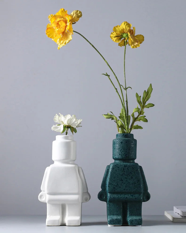 Nordic Style Ceramic Robot Vase Indoor Flower Pot Modern Home Interior Decoration White Goods Decoration Office Desk Decoration