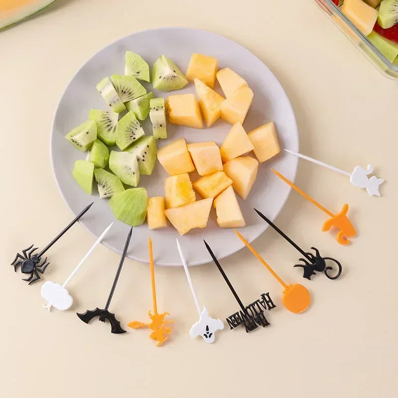 Halloween Series Plastic Fruit Fork Set Cute Cartoon Shape Cake Dessert Forks Decorations Children Lunches Toothpick Supplies