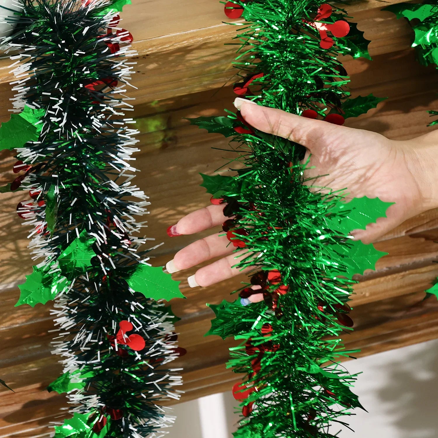Christmas Tinsel Garland Shiny Metallic Tinsel Twist Garland Ornaments Long Glitter Christmas Tree Hanging Decor for Party Tree